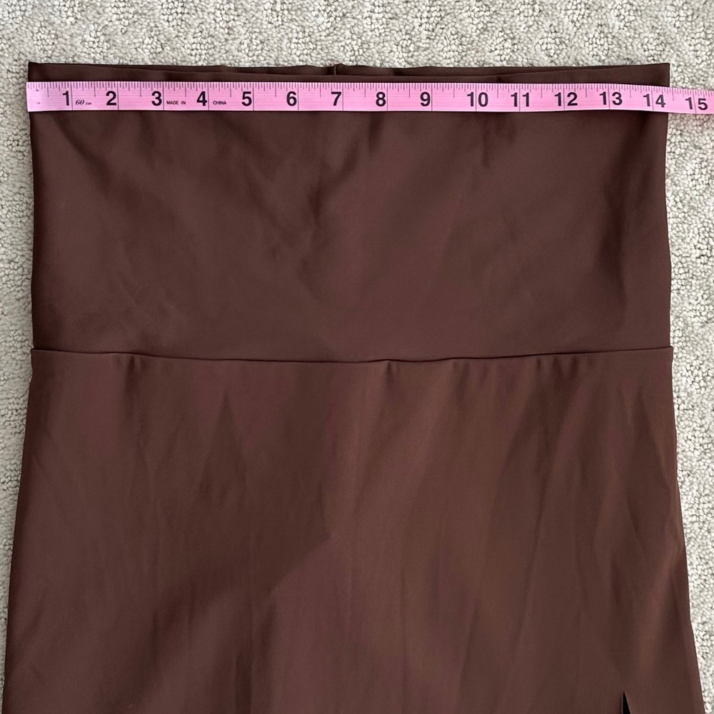 SKIMS Shaping Swim Long Skirt/Cover-Up Cocoa Medium High Slit Beach Pool NWT - Picture 11 of 12